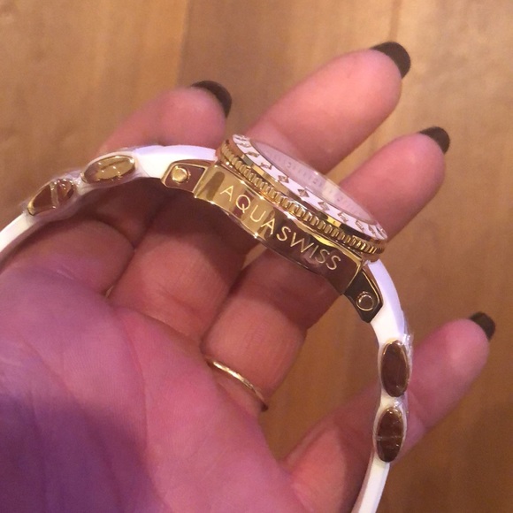 Aquaswiss women’s gold/white watch - Picture 4 of 8